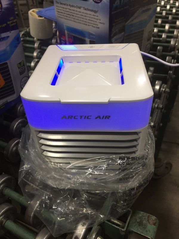 Photo 2 of Ontel Arctic Air Pure Chill Evaporative Ultra Portable Personal Air Cooler with 4-Speed Air Vent, As Seen on TV

//TESTED AND FUNCTIONAL