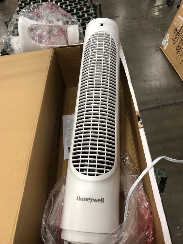 Photo 3 of Honeywell QuietSet Tower Whole Room Tower Fan, HYF260W, White


//TESTED AND FUNCTIONAL