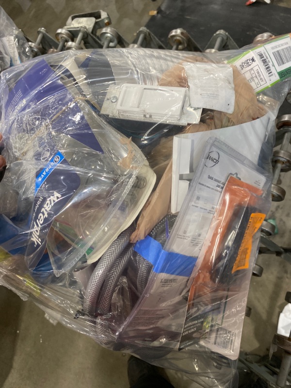 Photo 1 of HOME DEPOT MISC BAG ***AS-IS***