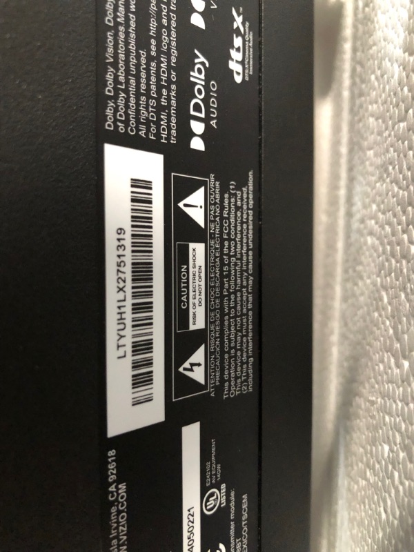 Photo 4 of **MISSING SCREWS TO ATTACH LEGS TO TV**
VIZIO - 58" Class M7 Series Premium Quantum LED 4K UHD Smart TV
Size:58 in