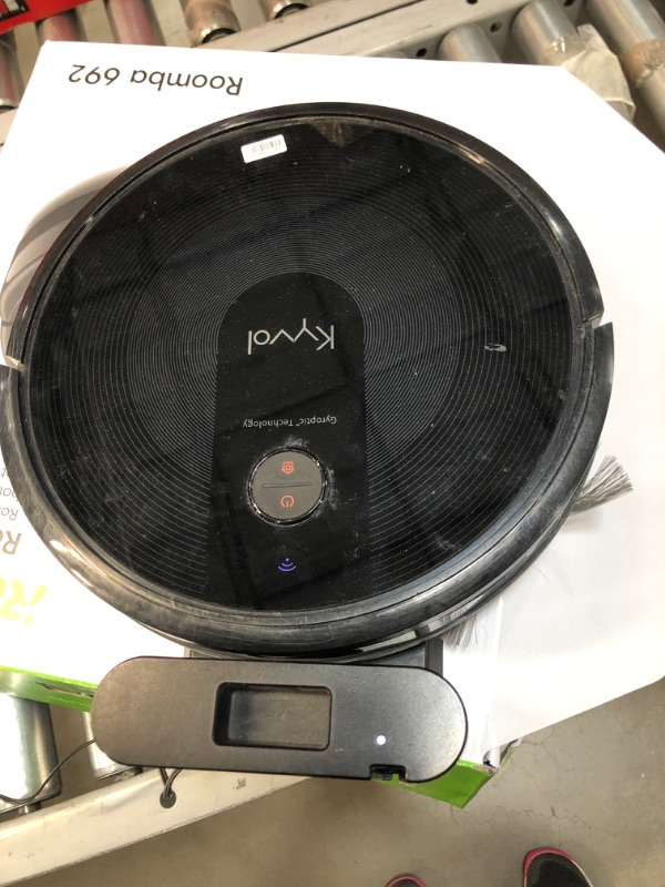 Photo 3 of **does not power on**
iRobot Roomba 692 Robot Vacuum-Wi-Fi Connectivity, Personalized Cleaning Recommendations, Works with Alexa, Good for Pet Hair, Carpets, Hard Floors, Self-Charging, Charcoal Grey
