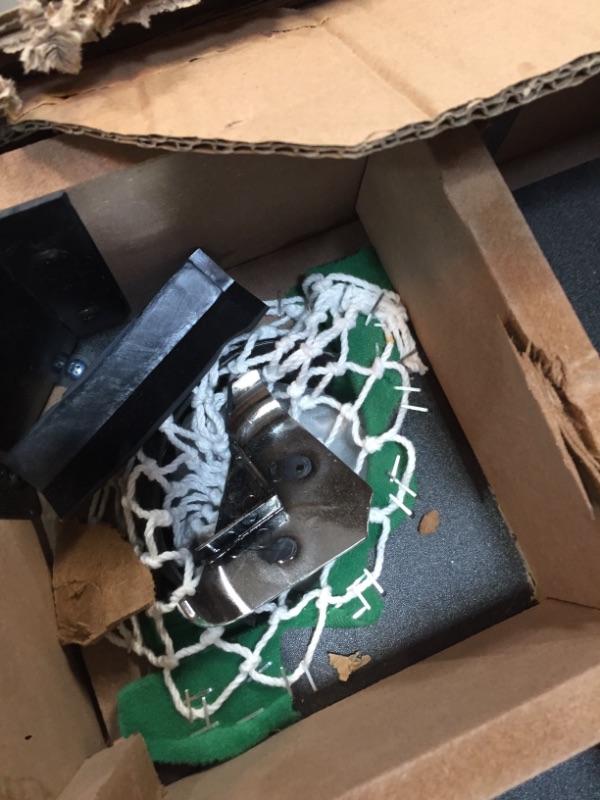 Photo 1 of ***PARTS ONLY*** RACK Drogon 5.5 Foot Folding Classic Billiard Pool Table Game Set, Green/Black
