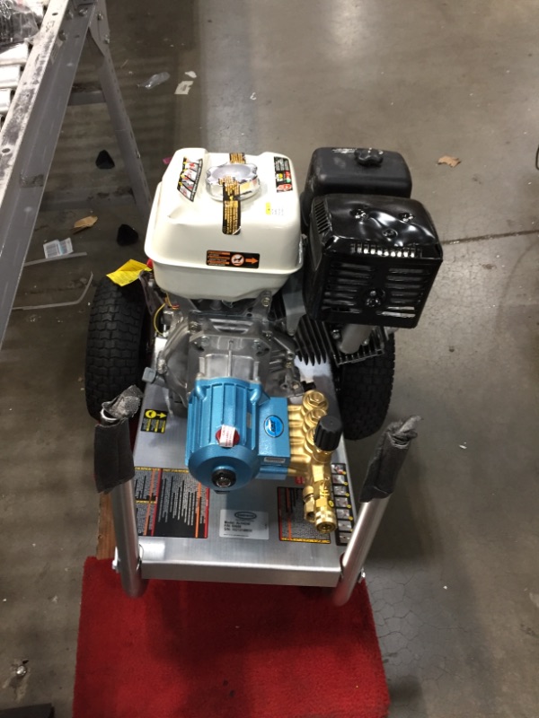 Photo 3 of **MAJOR DAMAGED**
Simpson Professional 4200 PSI (Gas - Cold Water) Aluminum Frame Pressure Washer w/ CAT Pump & Honda GX390 Engine
