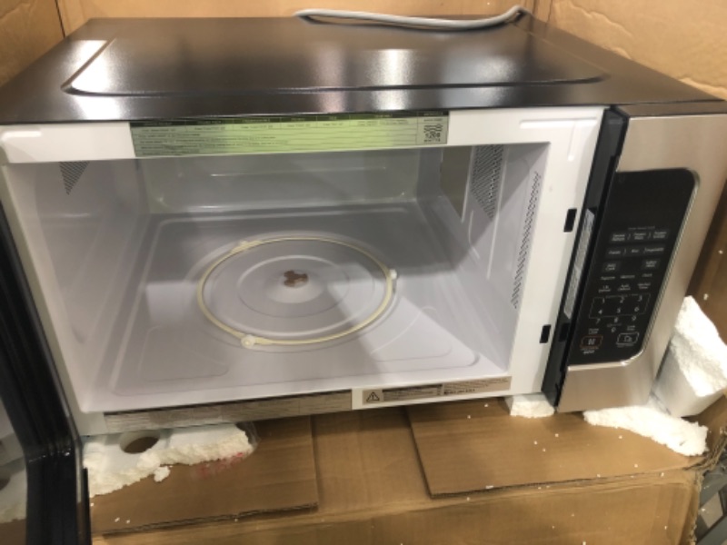 Photo 3 of **PARTS ONLY NOT FUNCTIONAL*** Toshiba ML2-EM62P(SS) Microwave Oven with Built-in Humidity Sensor, 6 Automatic Preset Menus, ECO Mode, Sound On/Off Option and Position Memory Function 2.2 cu. ft., 1200W, Stainless Steel
