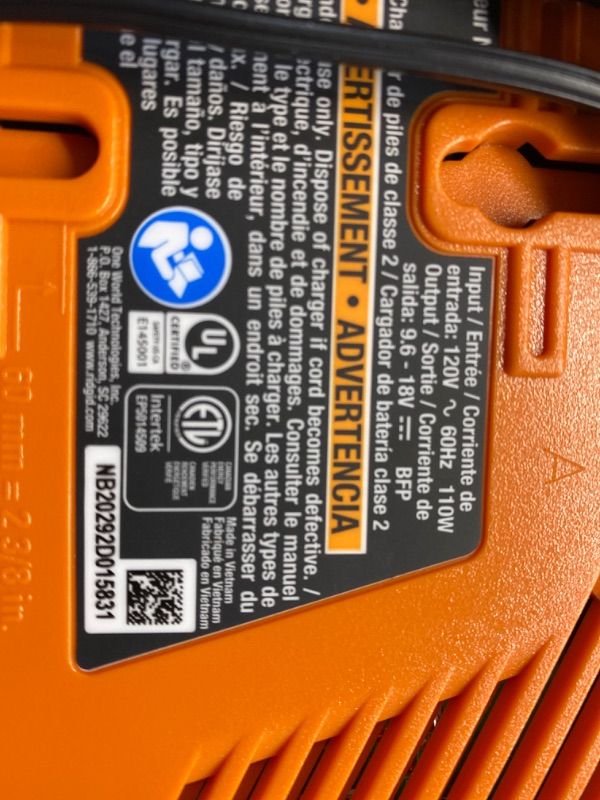 Photo 3 of ***PARTS ONLY** RIDGID
18V Lithium-Ion MAX Output 4.0 Ah Battery and Charger Starter Kit