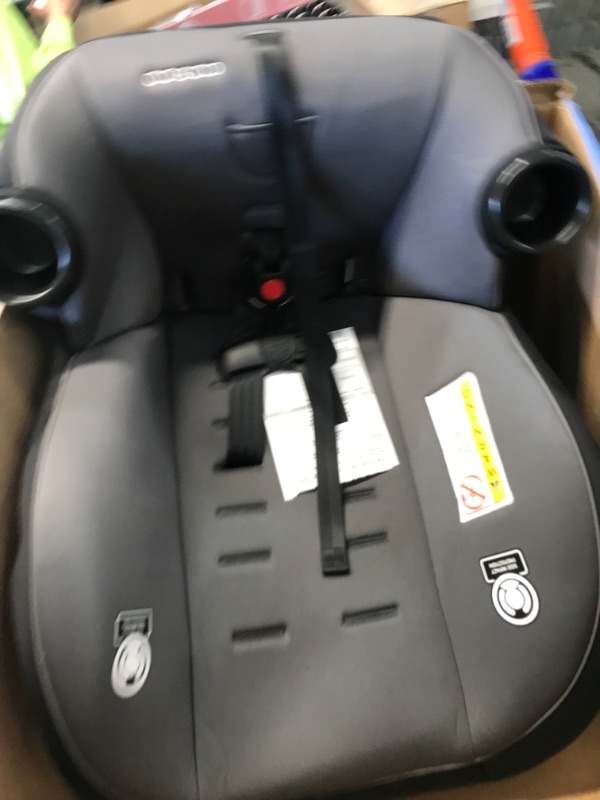 Photo 2 of Cosco Apt 50 Convertible Car Seat (Black Arrows)