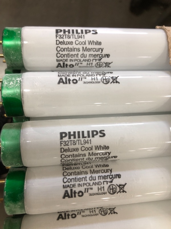 Photo 3 of 17 pack Philips Lamps F32T8/TL941/ALTO 30PK 4ft 


