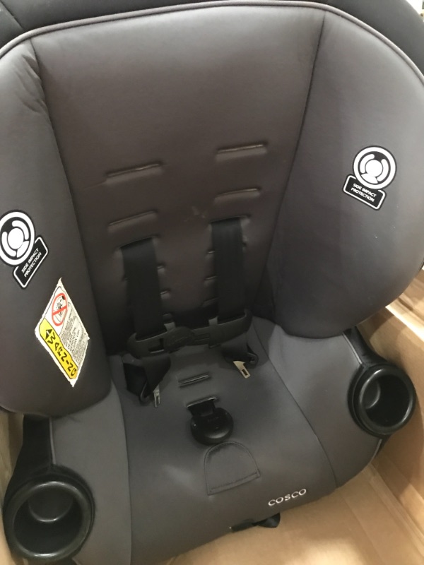 Photo 2 of Cosco Apt 50 Convertible Car Seat (Black Arrows)