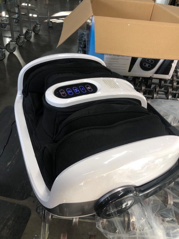 Photo 3 of Cloud Massage Shiatsu Foot Massager Machine, Increases Blood Flow Circulation, Deep Kneading, with Heat Therapy

//TESTED AND FUNCTIONAL
