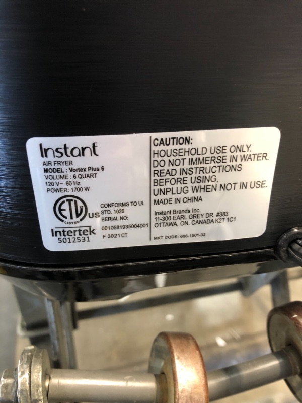 Photo 6 of Instant Vortex Plus 6 Quart Air Fryer, Customizable Smart Cooking Programs, Digital Touchscreen and Large Non-Stick Air Fryer Basket, Stainless Steel

//MAJOR DAMAGE,TESTED AND NONFUNCTIONAL, PARTS ONLY 