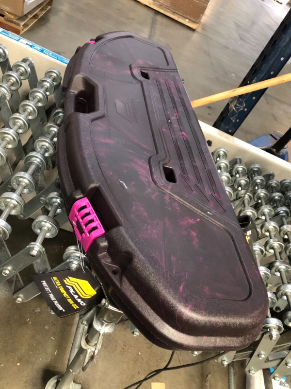 Photo 2 of Plano Fusion Bow Case Black/Magenta