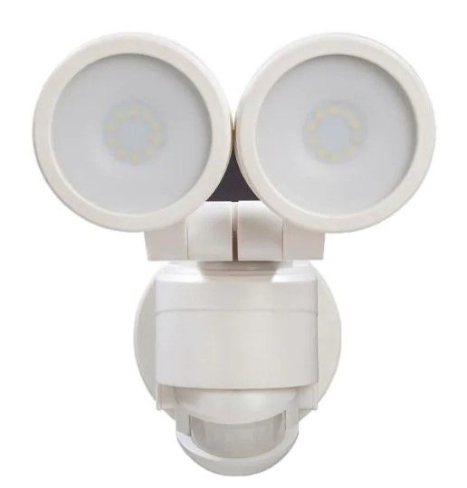 Photo 1 of Defiant
180° White Motion Activated Outdoor Integrated LED Twin Head Flood Light