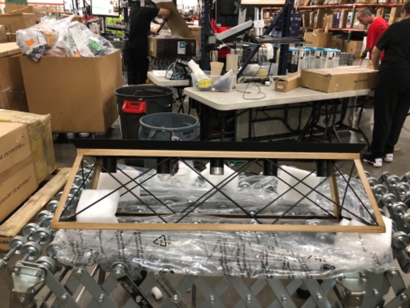 Photo 1 of XIPUDA Kitchen Island Lighting, Rustic Dining Room Light Fixture, 5-Light Linear Farmhouse Pendant Lights, Farm House Chandeliers for American Country
AS IS USED, PLEASE SEE PHOTOS 