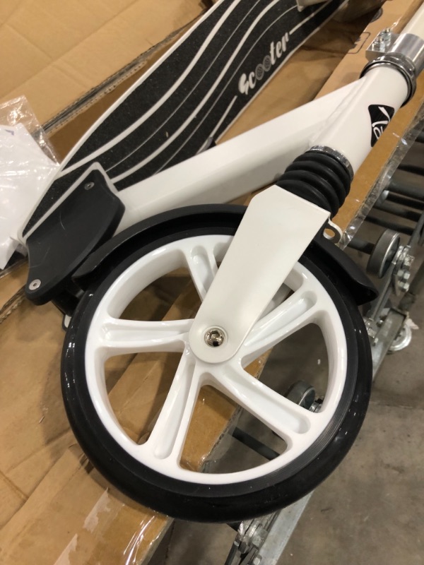 Photo 2 of BELEEV FOLDABLE SCOOTER FOR ADULT AND TEENAGER (13+) 
PREVIOUSLY OPENED