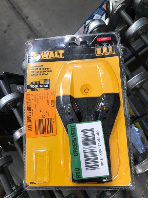 Photo 2 of Dewalt 1-1/2 in. Stud Finder