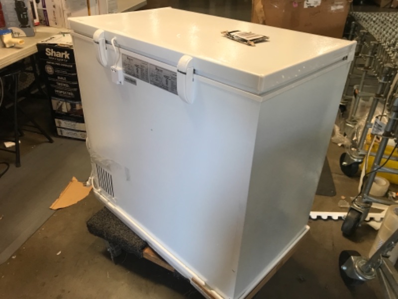 Photo 3 of Magic Chef
7.0 cu. ft. Chest Freezer in White