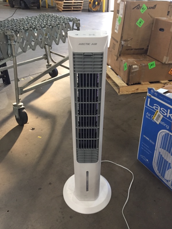 Photo 2 of Oscillating 305 CFM 3-Speed Tower Portable Evaporative Cooler for 100 sq. ft.
AS IS USED, DIRTY, PLEASE SEE PHOTOS 