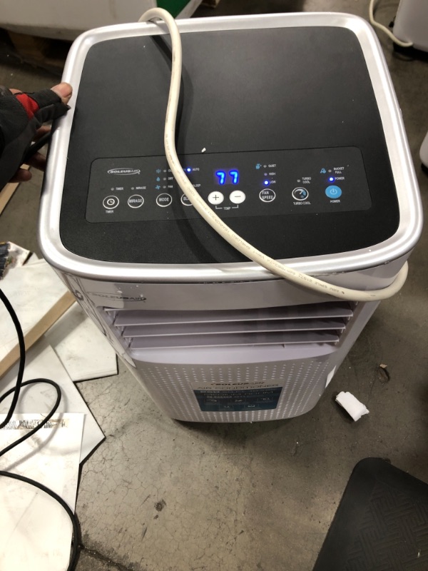 Photo 1 of Soleus Air
8,000 BTU (5,000 BTU DOE) Portable Air Conditioner with Dehumidifier and Mirage Display in White ***MISSING WINDOW KIT***
