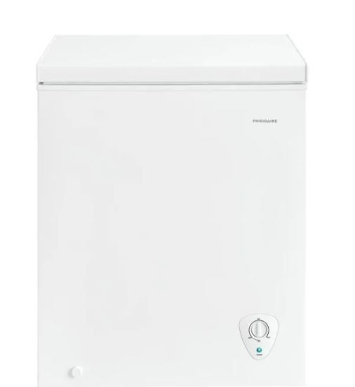 Photo 1 of 5 cu. ft. Chest Freezer in White
by Frigidaire