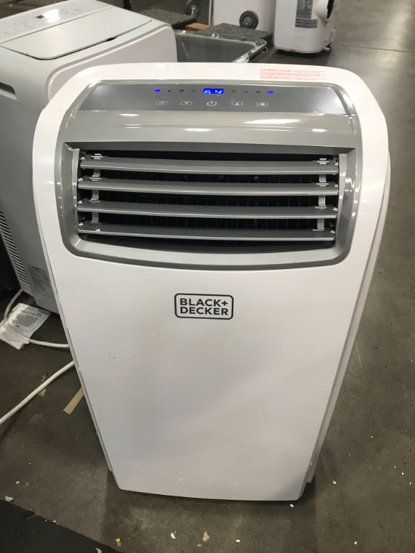 Photo 1 of BLACK+DECKER BPT08HWTB Portable Air Conditioner with Heat, 8,000 BTU SACC/CEC (12,500 BTU ASHRAE), Cools Up to 350 Square Feet, White
**BLOWS ICE COLD**

