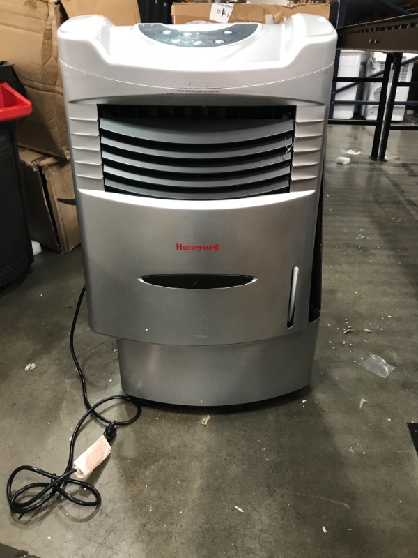 Photo 3 of 760 CFM 3-Speed Indoor Portable Evaporative Air Cooler (Swamp Cooler) with Remote Control for 280 sq. ft.
