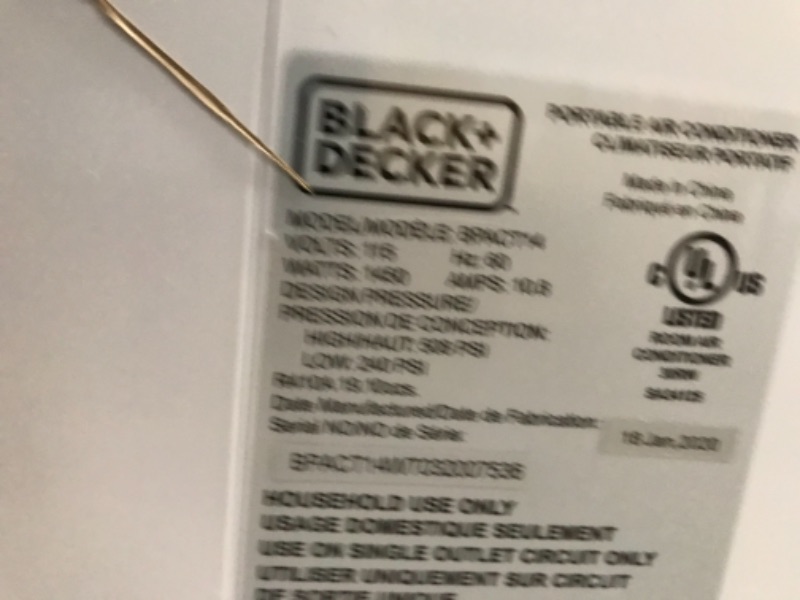 Photo 2 of BLACK+DECKER 8,000 BTU DOE (14,000 BTU ASHRAE) Portable Air Conditioner with Remote Control, White
**BLOWS ICE COLD**