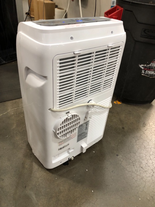 Photo 5 of Black+decker BPACT10WT 10,000 BTU Portable Air Conditioner with Remote
**BLOWS ICE COLD**