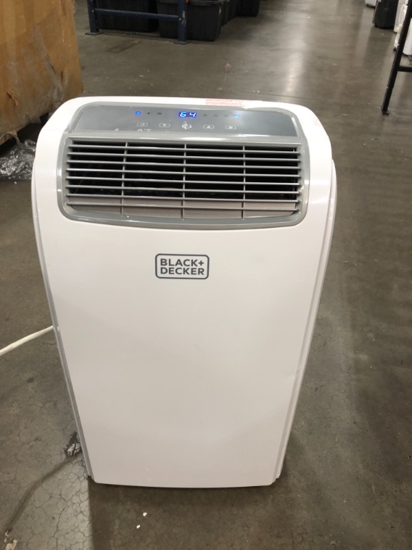 Photo 6 of Black+decker BPACT10WT 10,000 BTU Portable Air Conditioner with Remote
**BLOWS ICE COLD**