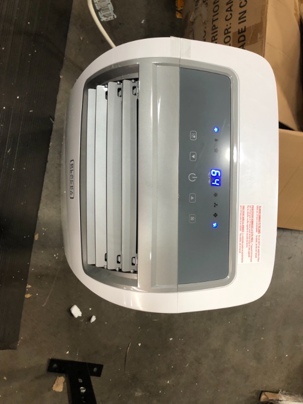 Photo 4 of BLACK+DECKER 8,000 BTU DOE (14,000 BTU ASHRAE) Portable Air Conditioner with Remote Control, White
**BLOWS ICE COLD**