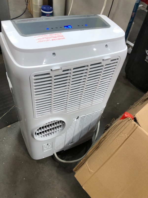 Photo 7 of BLACK+DECKER 8,000 BTU DOE (14,000 BTU ASHRAE) Portable Air Conditioner with Remote Control, White
**BLOWS ICE COLD**