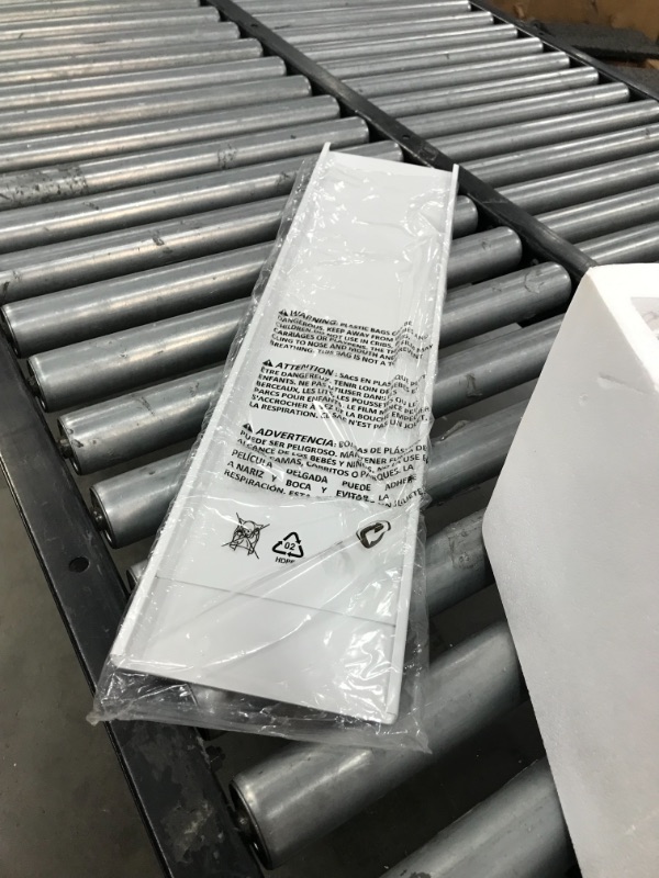 Photo 1 of BLACK+DECKER BPP05WTB Portable Air Conditioner with Remote Control, 5,000 BTU SACC/CEC (8,000 BTU ASHRAE), White
**BLOWS ICE COLD**