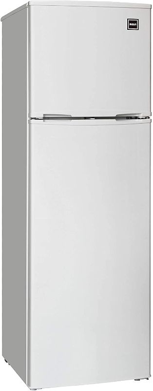 Photo 1 of RCA RFR1085 10.0 cu. ft. Refrigerator/Freezer, 10, White
