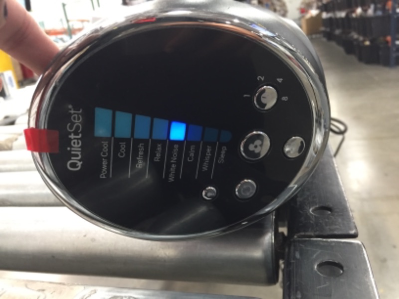 Photo 1 of Honeywell HYF290B Quietset 8-Speed Whole-Room Tower Fan With Remote Control & Oscillating Motion

//TESTED AND FUNCTIONAL 