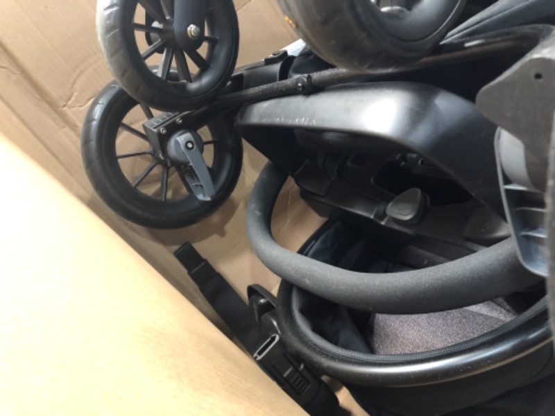 Photo 1 of Evenflo Pivot Modular Travel System With SafeMax Car Seat