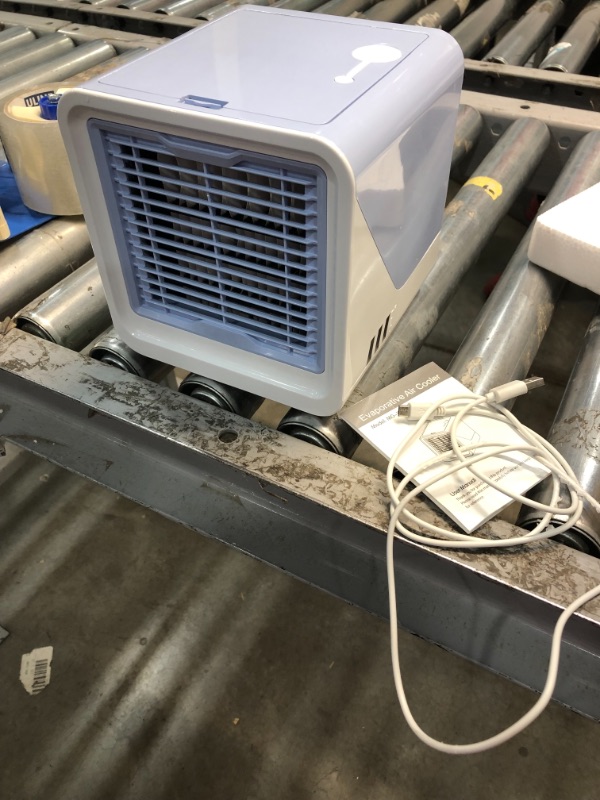 Photo 1 of *USED*
Zomma Air Cooler, Mini Portable Air Conditioner Fan Noiseless Evaporative Air Humidifier, Personal Space Air Conditioner, Mini Cooler,3 Gear Speed, LED Night, Office Cooler Humidifier & Purifier
