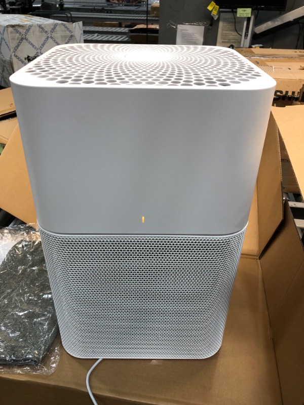 Photo 2 of Blueair Blue Pure 211+ Auto Large Area Air Purifier with Auto mode for allergies, pollen, dust smoke, pet dander with HEPASilent technology and washable pre-filter
