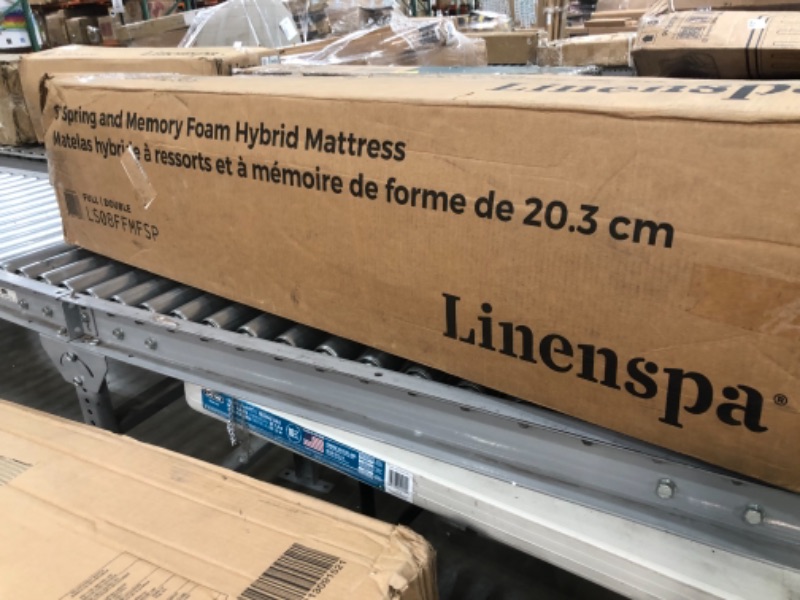 Photo 1 of **FULL SIZE** Linenspa 8" Memory Foam and Innerspring Hybrid Mattress, Full