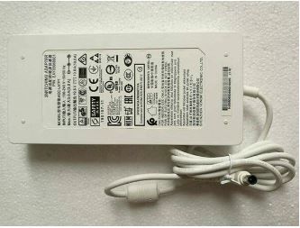 Photo 1 of LG ACC-LATP1 Adapter-WHITE 
