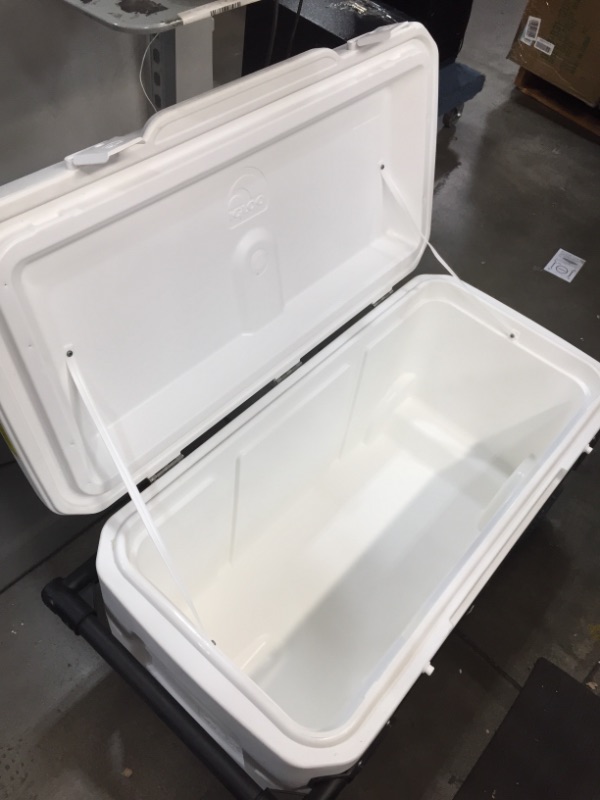 Photo 3 of Igloo 50170 110 Qt Glide Pro Portable Large Ice Chest Wheeled Cooler