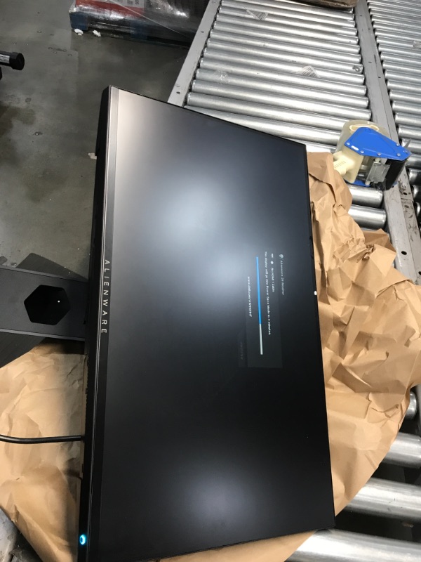 Photo 5 of Alienware 240Hz Gaming Monitor 24.5 Inch Full HD Monitor with IPS Technology, Dark Gray - Dark Side of the Moon - AW2521HF
