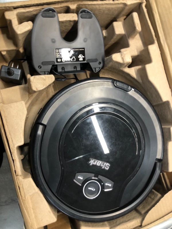 Photo 2 of PARTS ONLY//

Shark AV2001WD AI VACMOP Robot Vacuum And Mop With Self-Cleaning Brushroll, LIDAR Navigation, Home Mapping, Perfect For Pet Hair, Works...

/ITEM POWERS ON BUT IS NONFUNCTIONAL