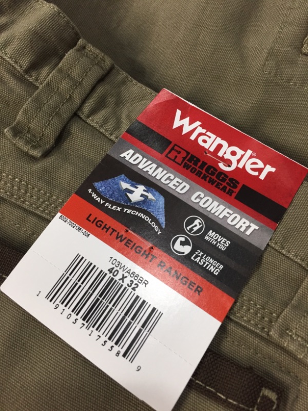 Photo 3 of Wrangler Riggs Workwear Men's Advanced Comfort Lightweight Ranger Pant 40 x 32
