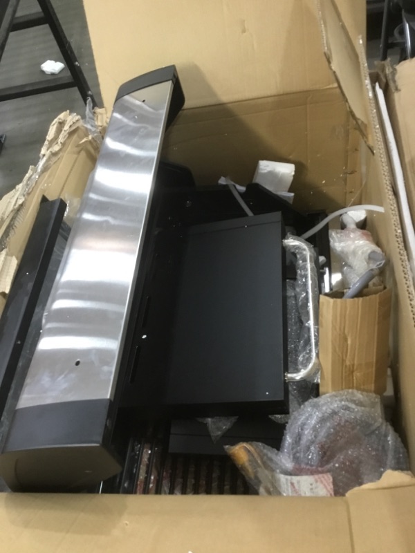 Photo 1 of ***Missing MAJOR COMPONENTS***
Dyna-Glo DGP552SSN-D Premier 5 Burner Natural Gas Grill, Stainless
