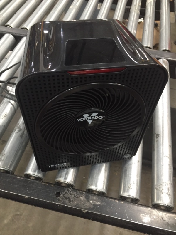 Photo 1 of ***PARTS ONLY*** Vornado Velocity 5 Whole Room Space Heater
