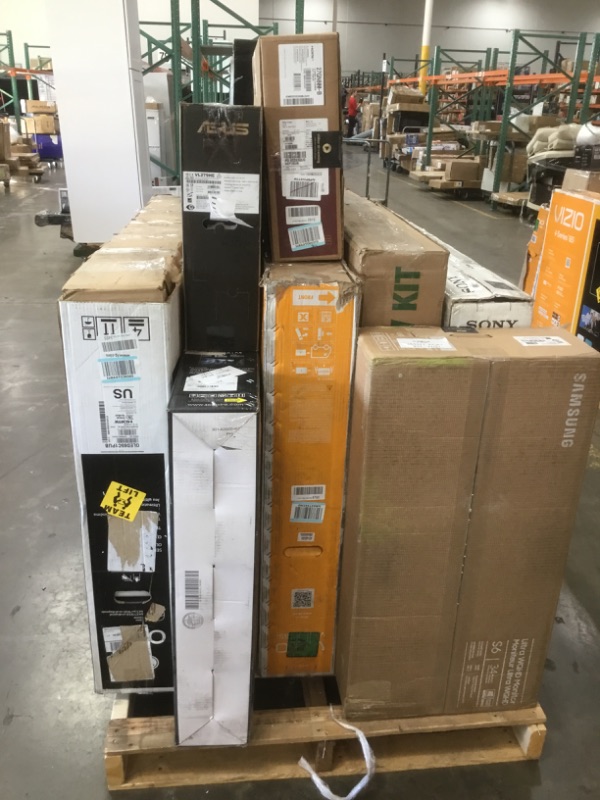 Photo 3 of Pallet of assorted broken monitors and TVS

Pallet sold as is, no returns on broken electronics pallets.