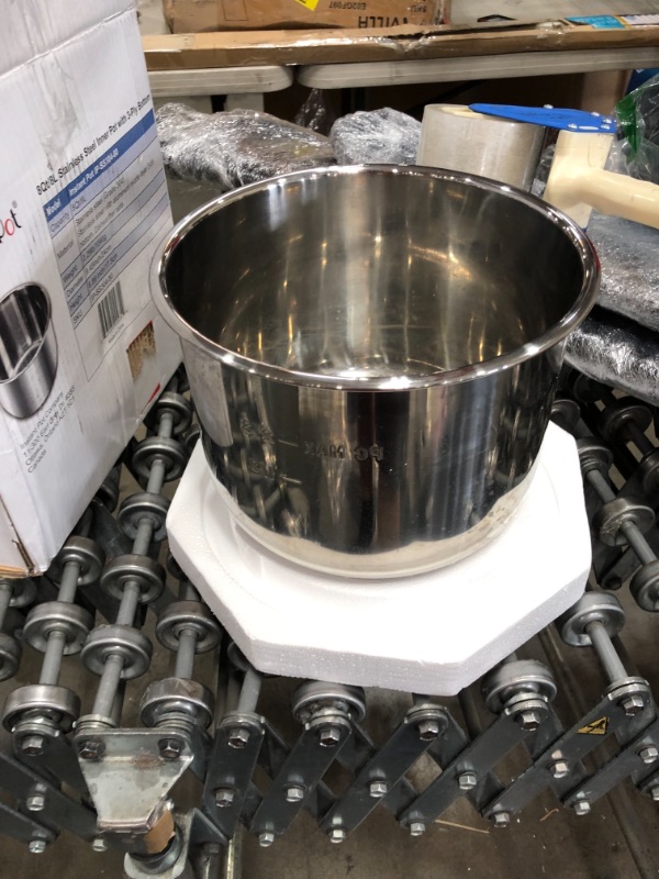 Photo 2 of 
Instant Pot IP-Stainless Steel Inner Pot 8Qt Genuine Stainless Steel Inner Cooking Pot - 8 Quart
Size:8 Quart
Style:Inner Pot