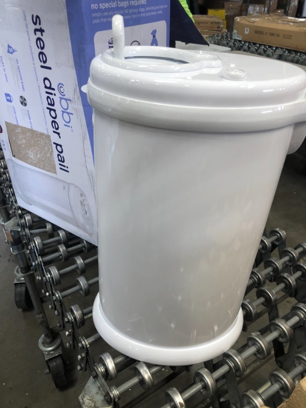 Photo 4 of Ubbi Diaper Pail in White at Nordstrom
**MINOR DENT**