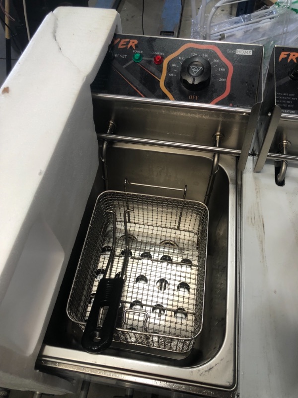 Photo 4 of VIVOHOME 20.7 Qt Commercial Electric Deep Fryer with 2 x 6.35 QT Removable Baskets, Overheat Protection
**USED**
