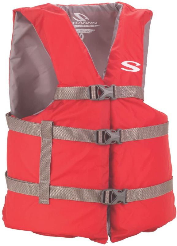 Photo 1 of Stearns Adult Classic Series Vest size adult universal  chest size 30-52" & >90lbs 