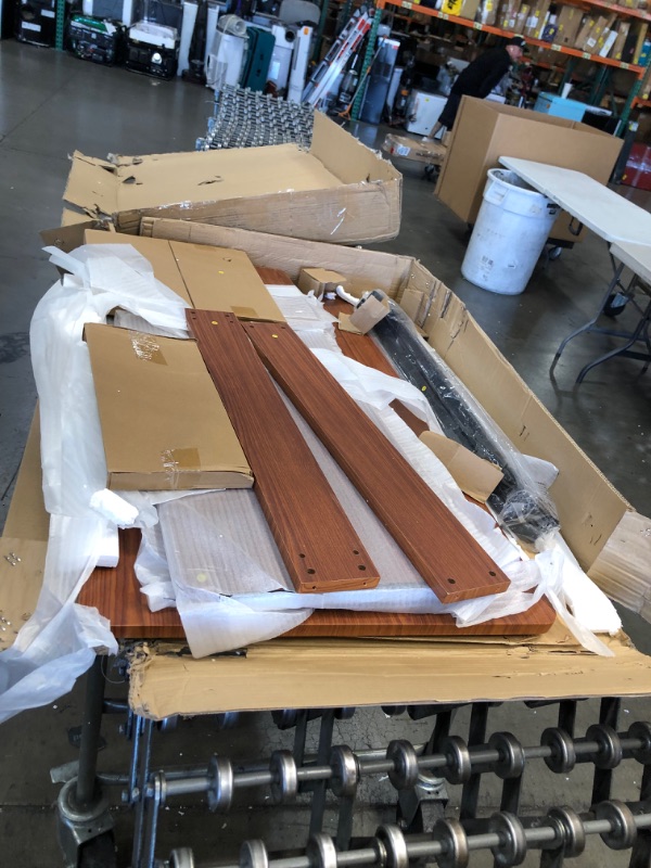 Photo 1 of On-Stage WS7500 Series Wood Workstation, Rosewood/Black Steel